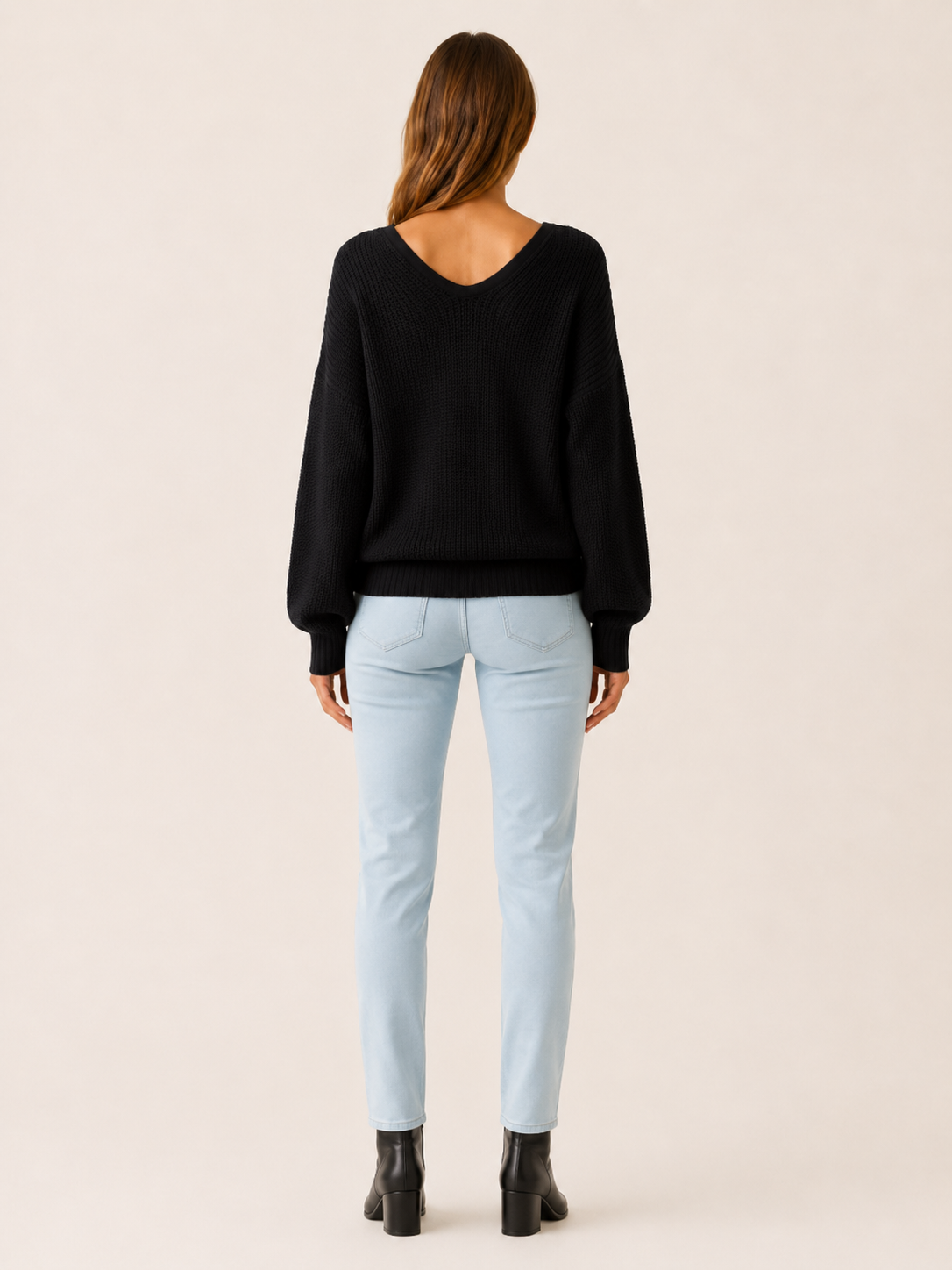 Ardessa | V Neck Sweater with Dropped Shoulders and Relaxed Fit