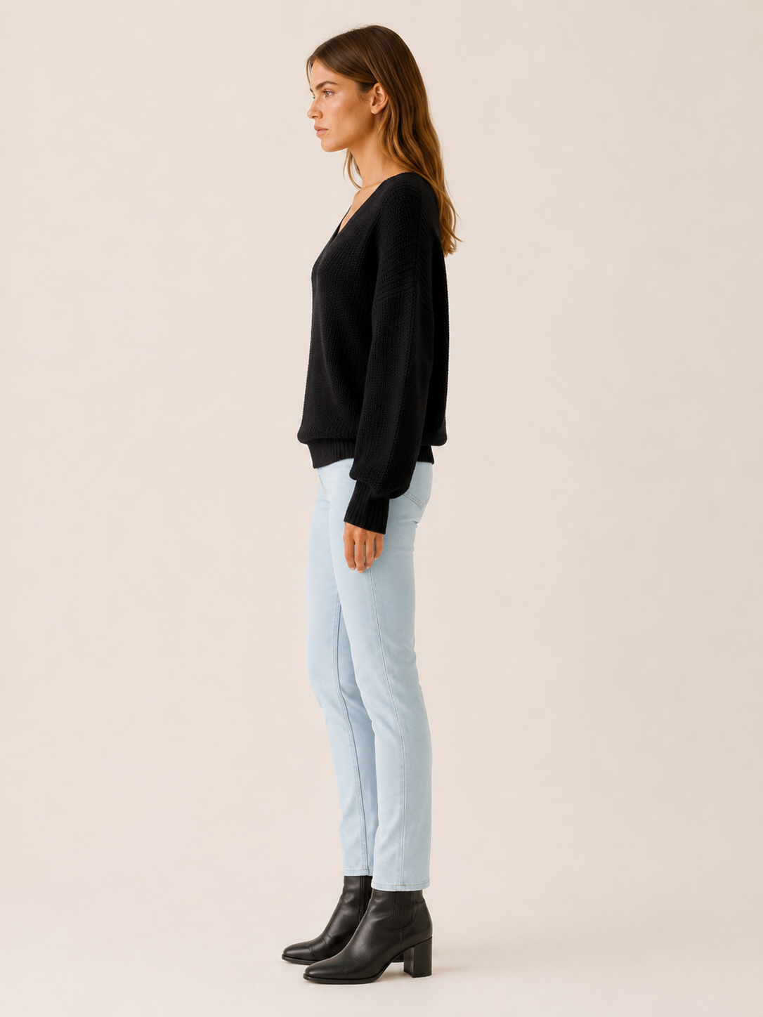 Ardessa | V Neck Sweater with Dropped Shoulders and Relaxed Fit