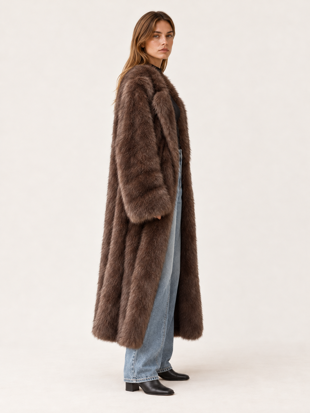 Carmilla | Women's Long Faux Fur Coat Winter