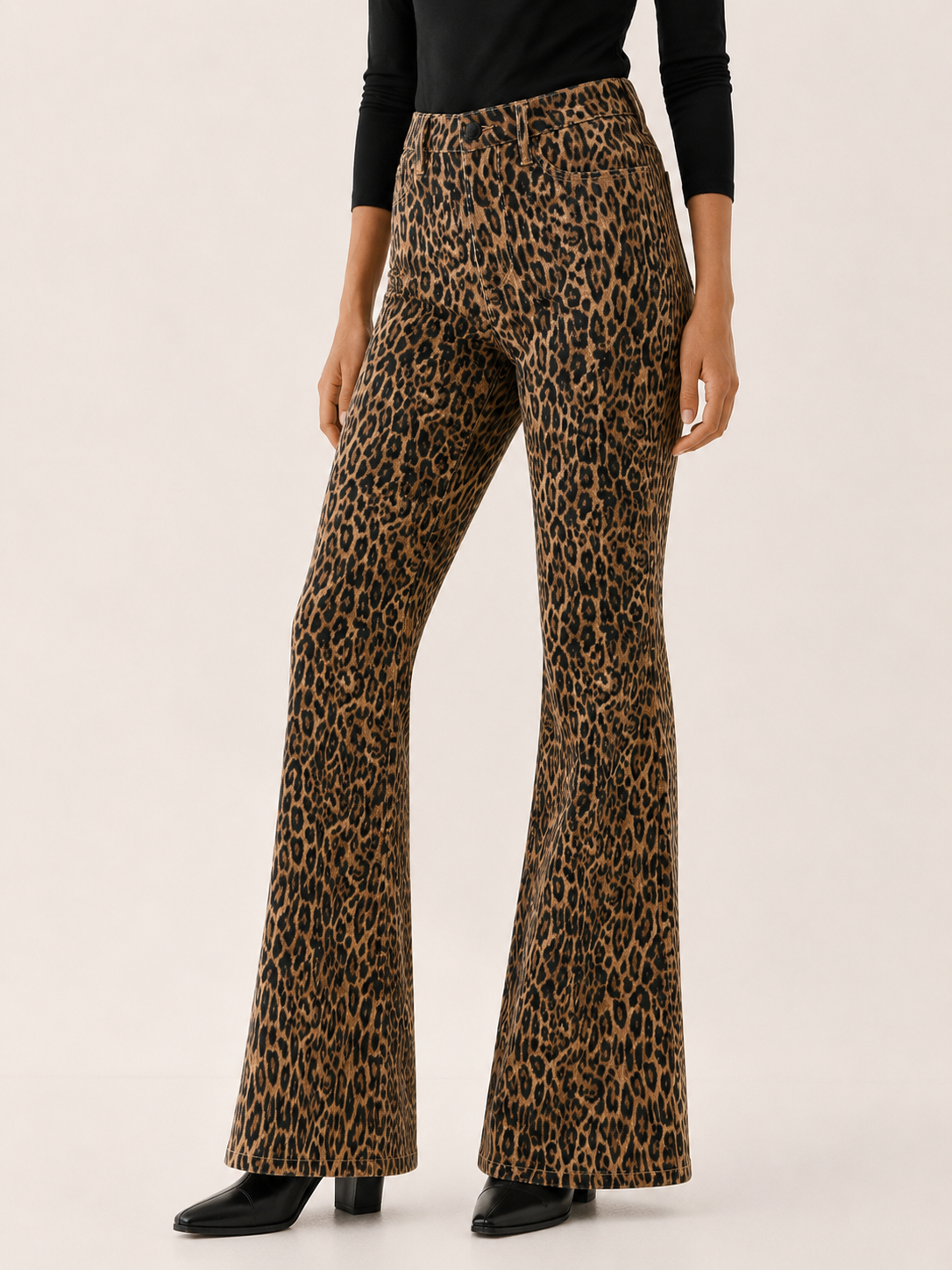 Eloise | Women's Leopard Print Flared Jeans with High Waist