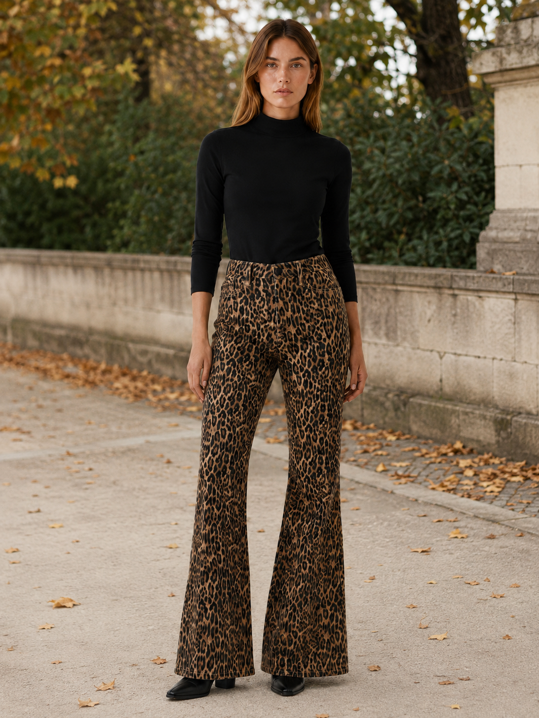 Eloise | Women's Leopard Print Flared Jeans with High Waist