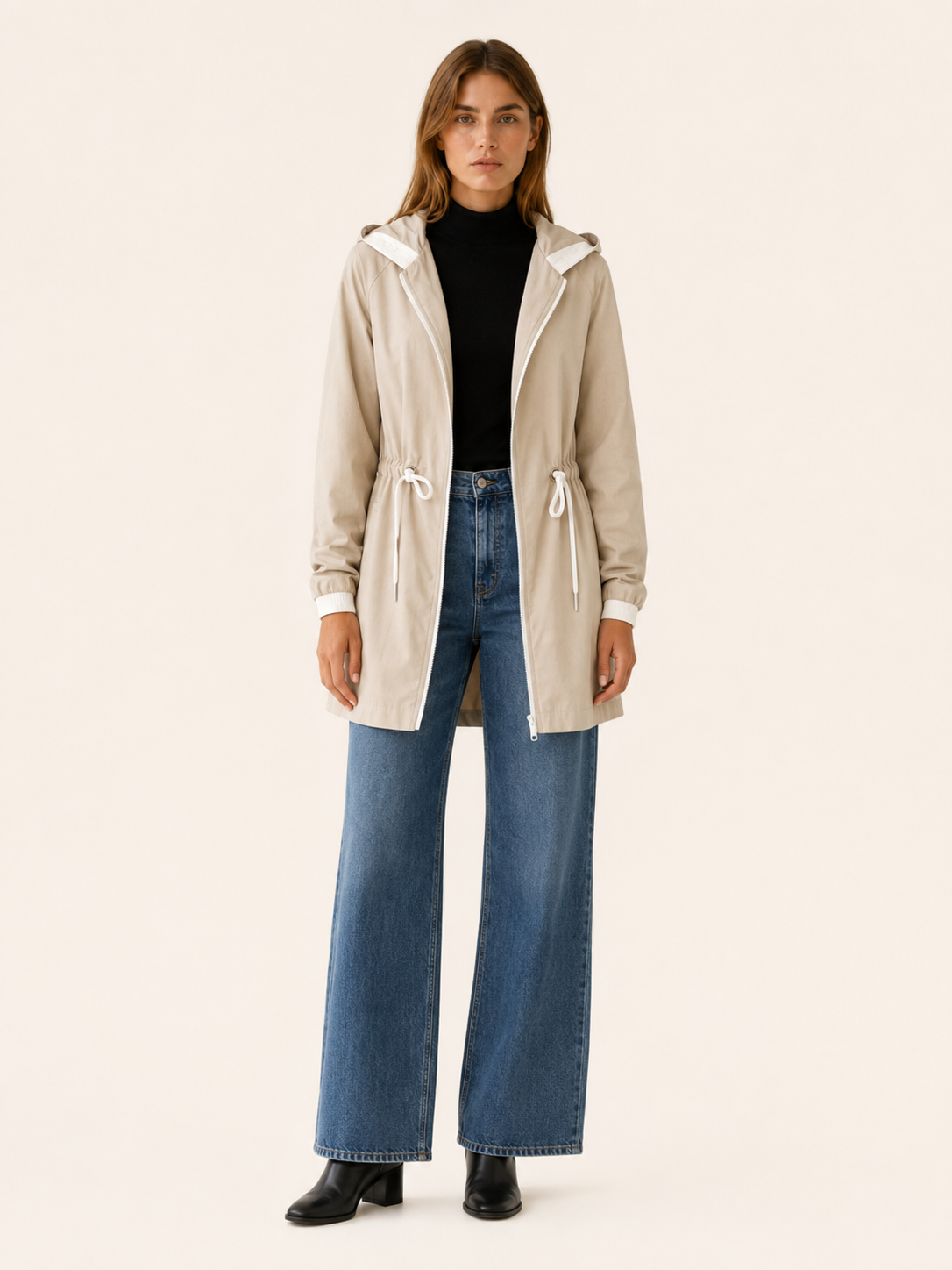 Estelle | Lightweight Jacket with Drawstring Waist and Hood