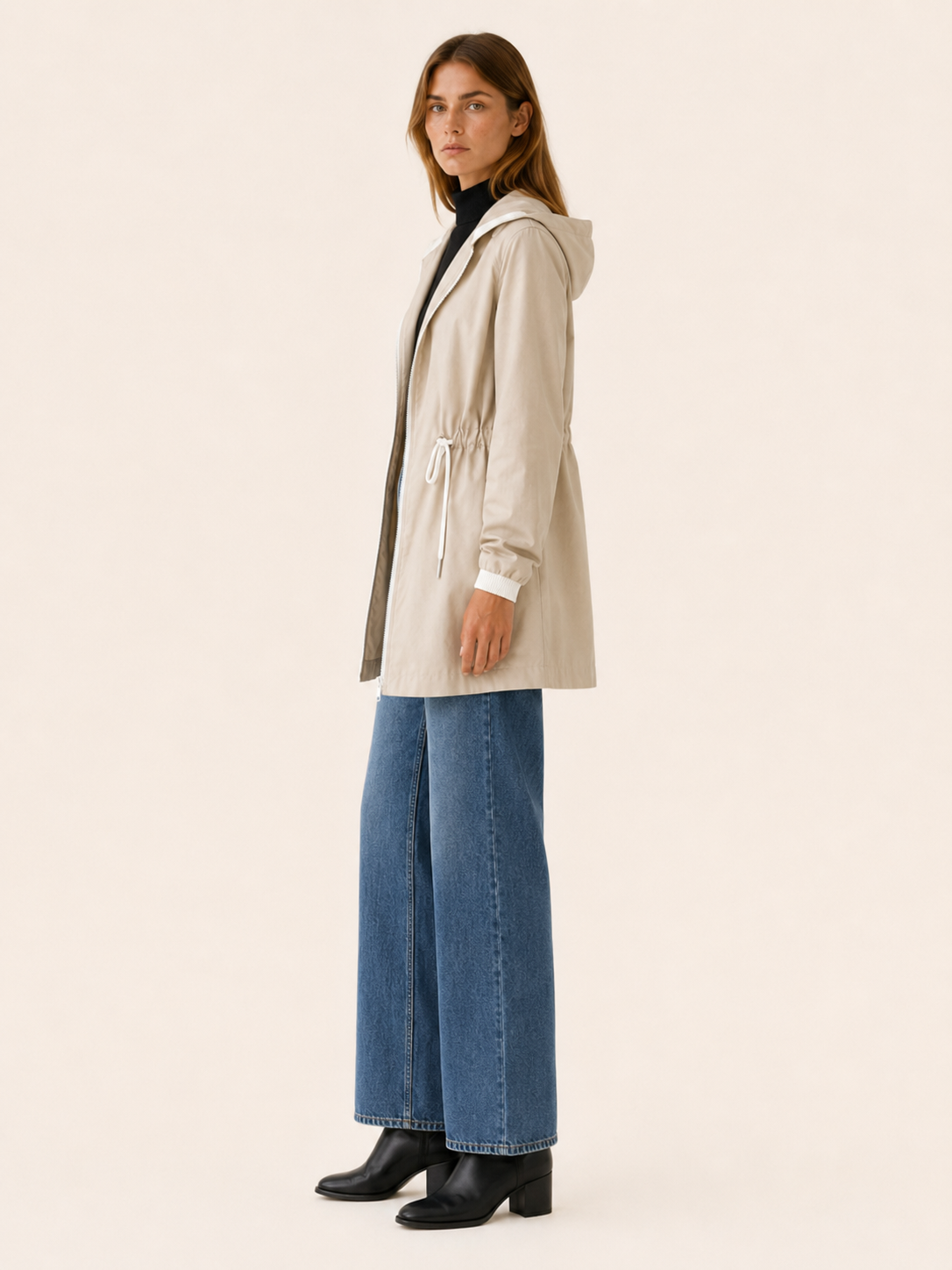 Estelle | Lightweight Jacket with Drawstring Waist and Hood