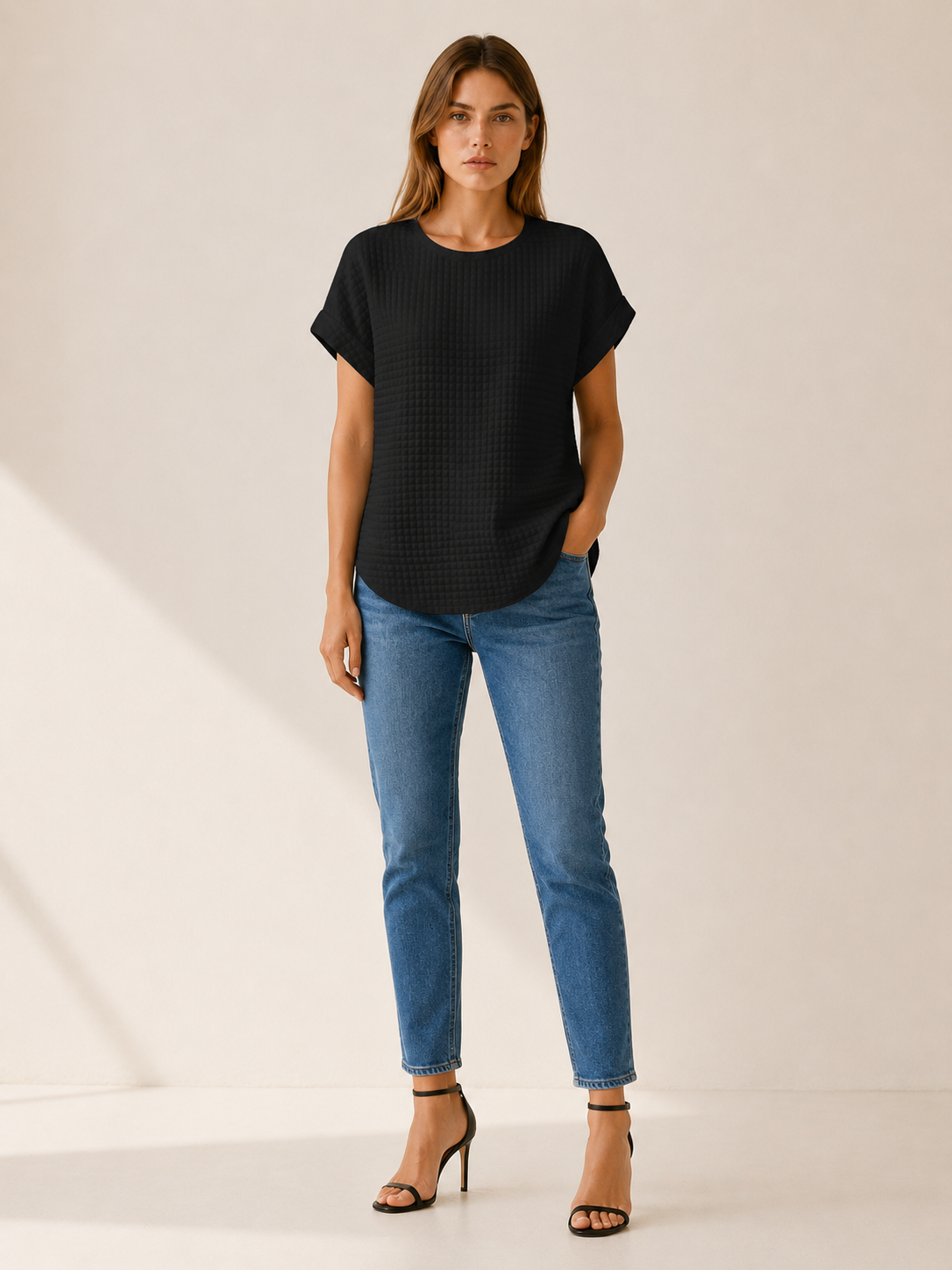 Halia | Quilted Short Sleeve T-Shirt with Round Neck