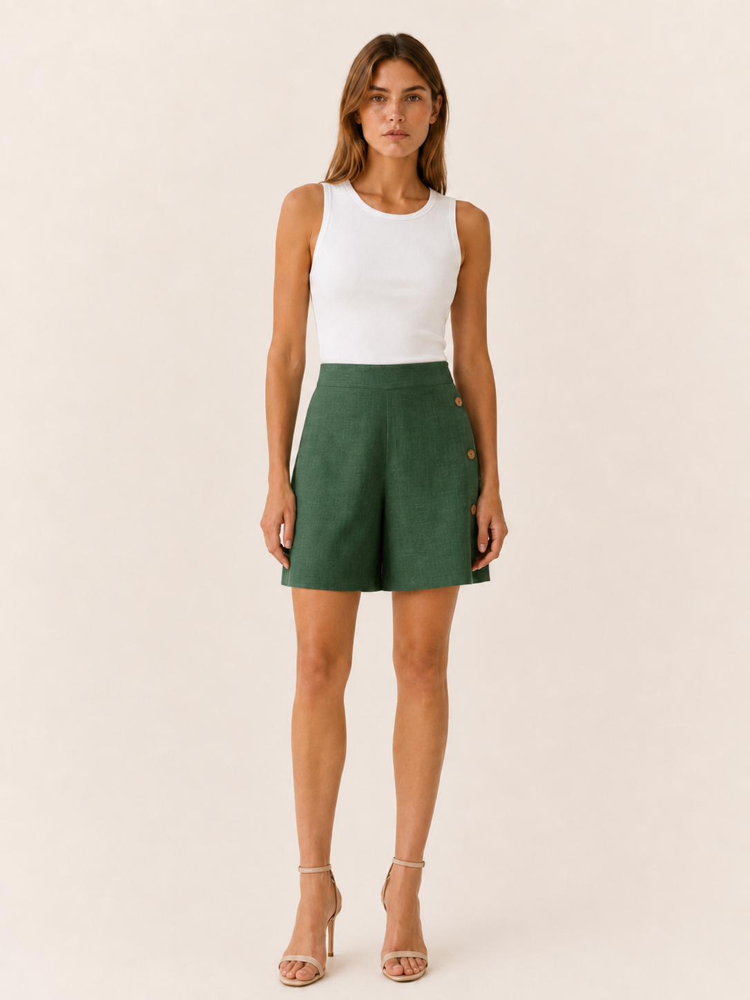 Halle | High-Waisted Shorts with Button Detail Tailored Fit