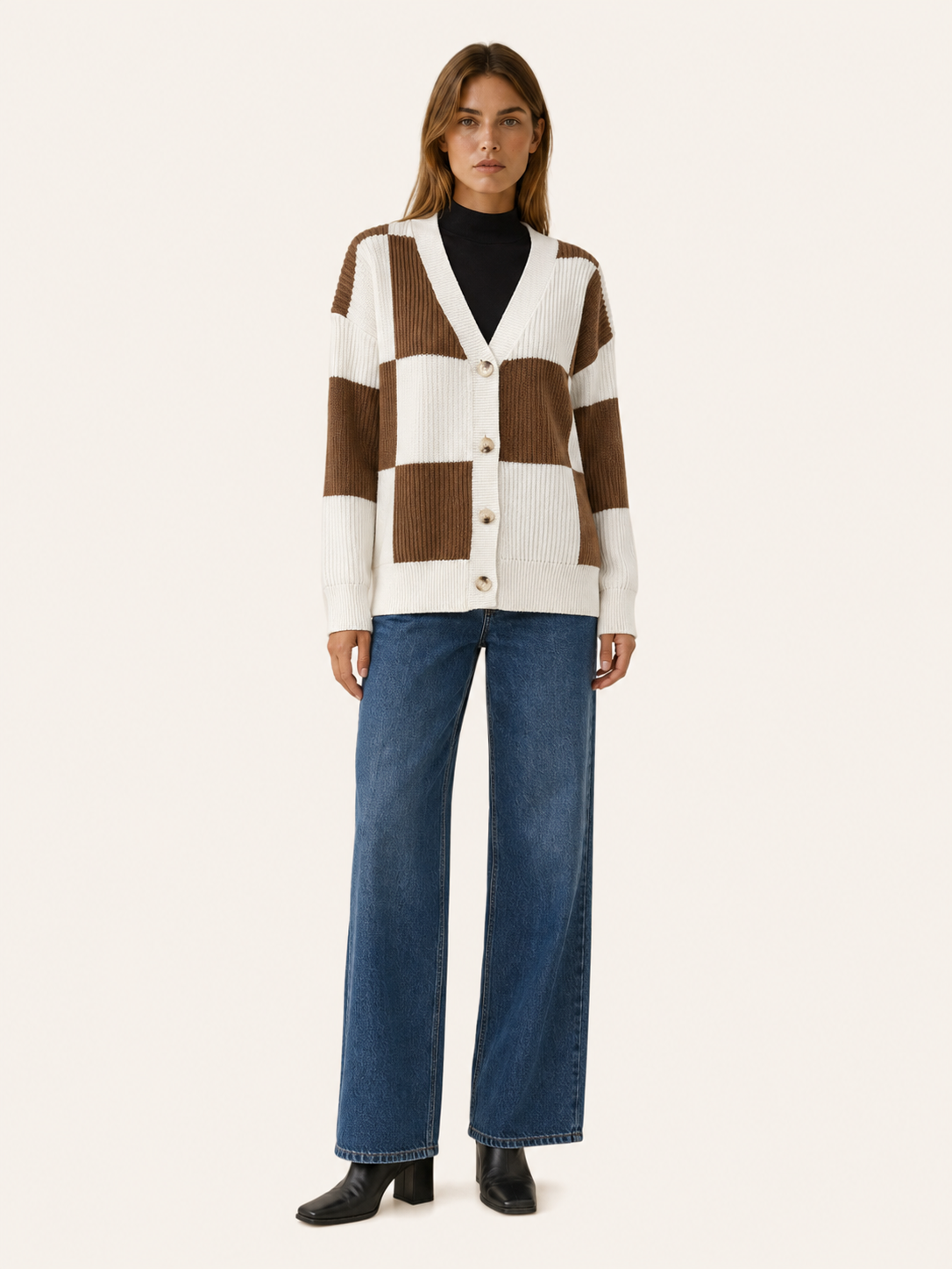 Ilaria | V-Neck Cardigan with Plaid Pattern and Button Front