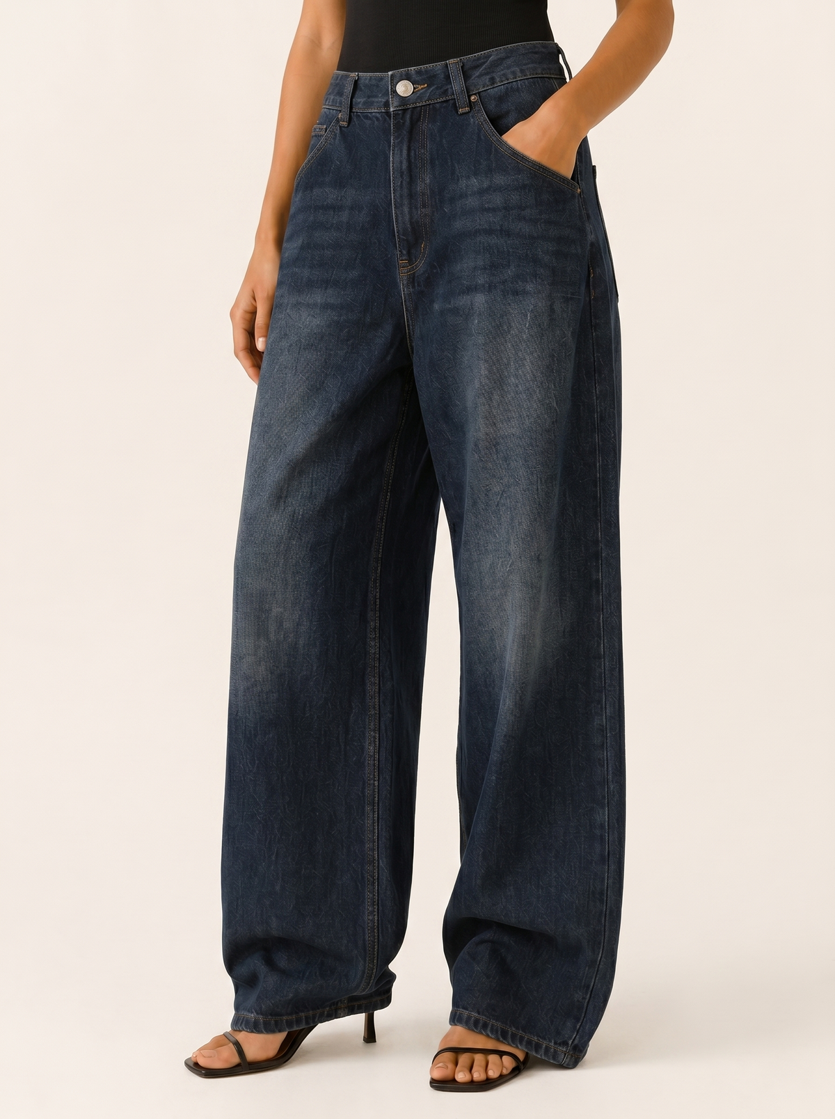 Leana | Baggy Boyfriend Jeans with Washed Finish