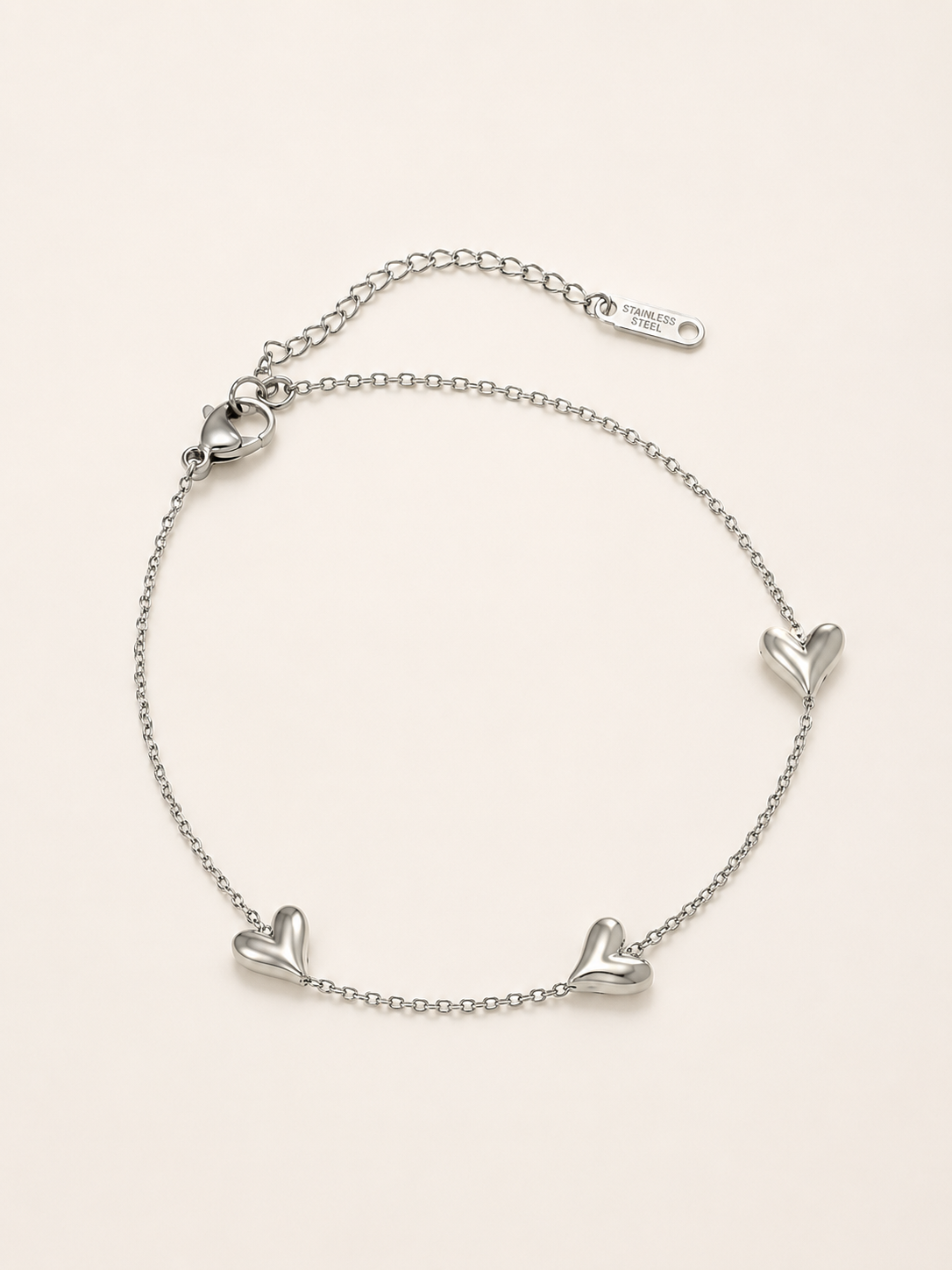 Liesel | Heart Charm Bracelet with Delicate Chain