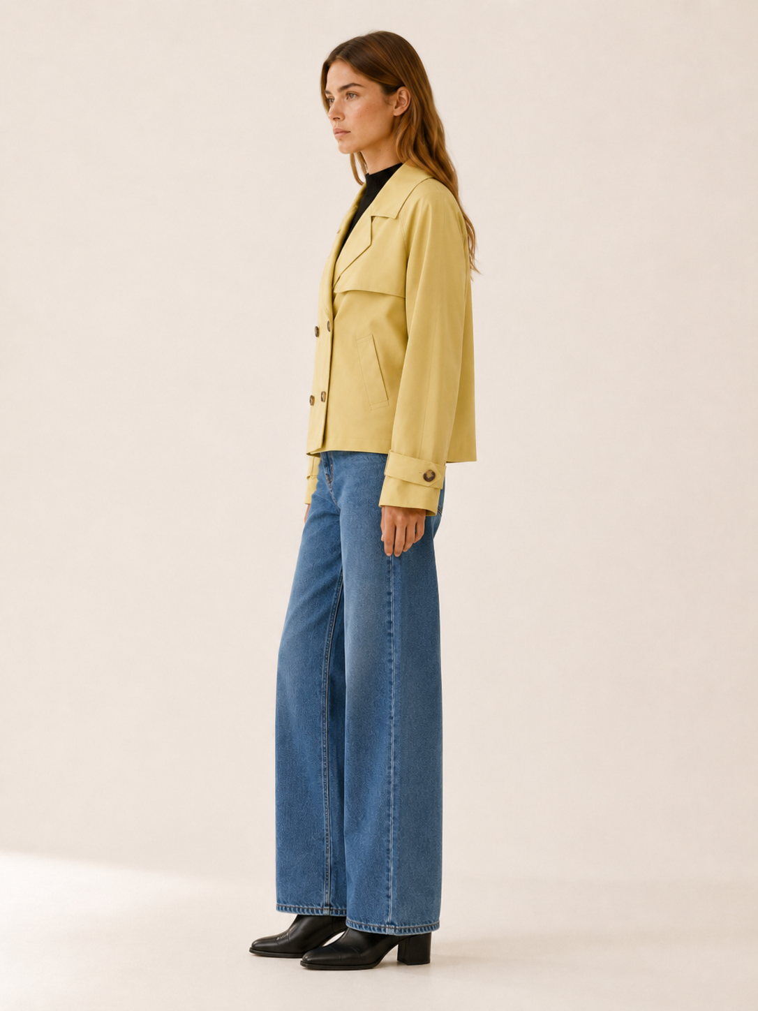 Liora | Short Trench Coat with Double-Breasted Front