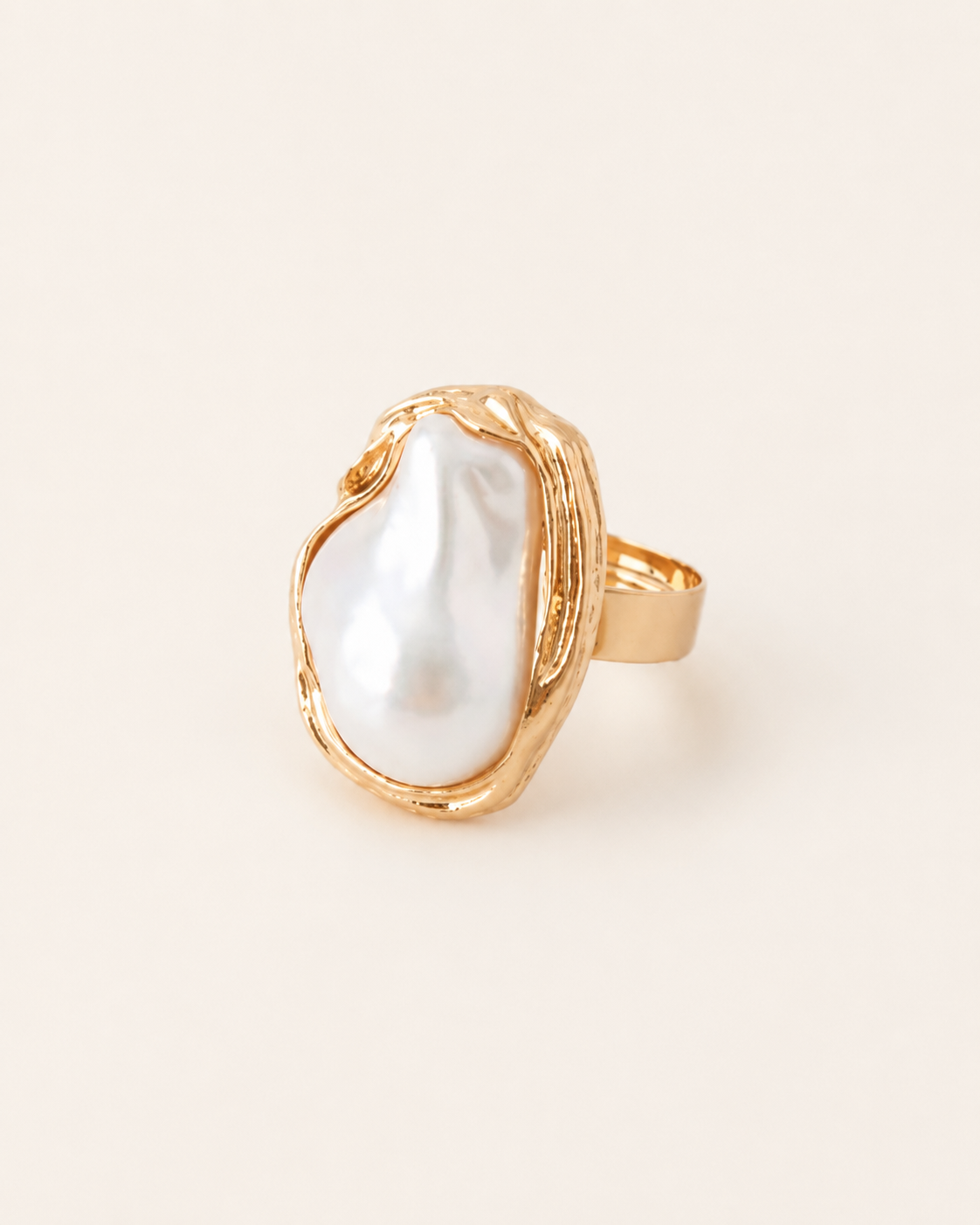 Maeva | Oval Pearl Statement Ring