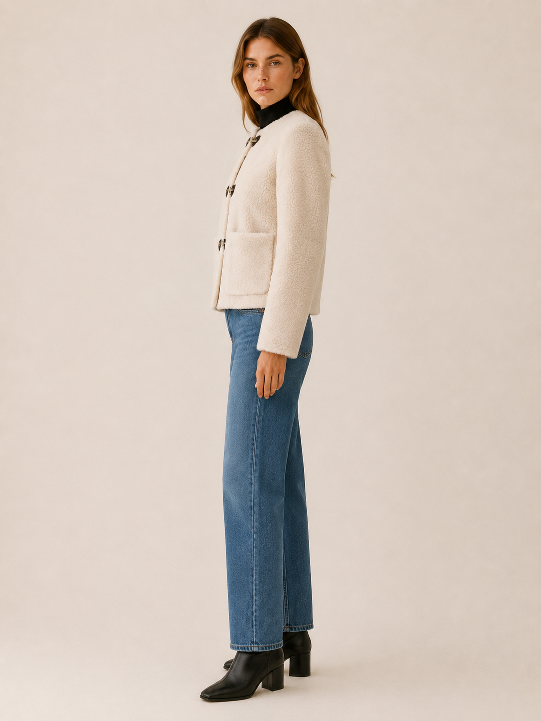 Margaret | Women's Oversized Teddy Cropped Jacket