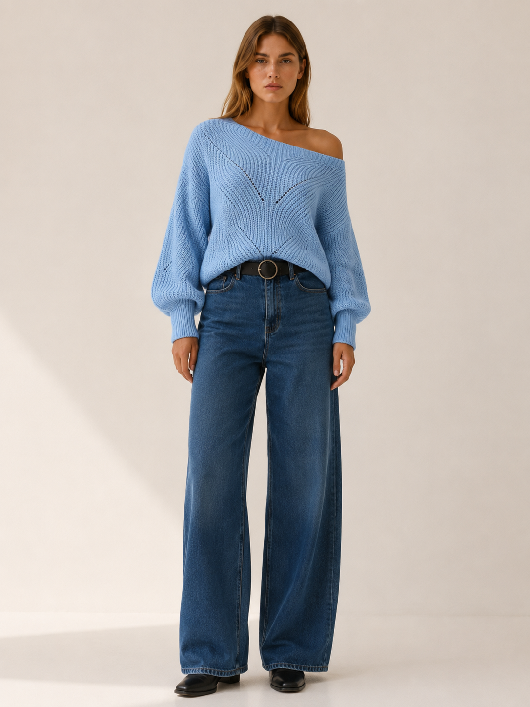 Meliora | V-Neck Sweater with Openwork Detail and Balloon Sleeves
