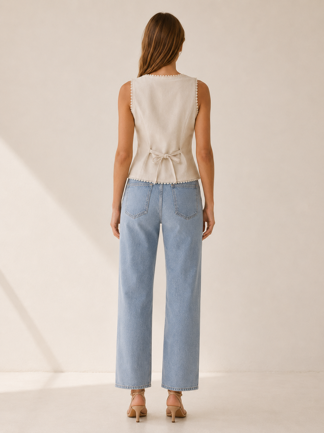 Mira | Button Vest with Boat Neck and Lace Trim