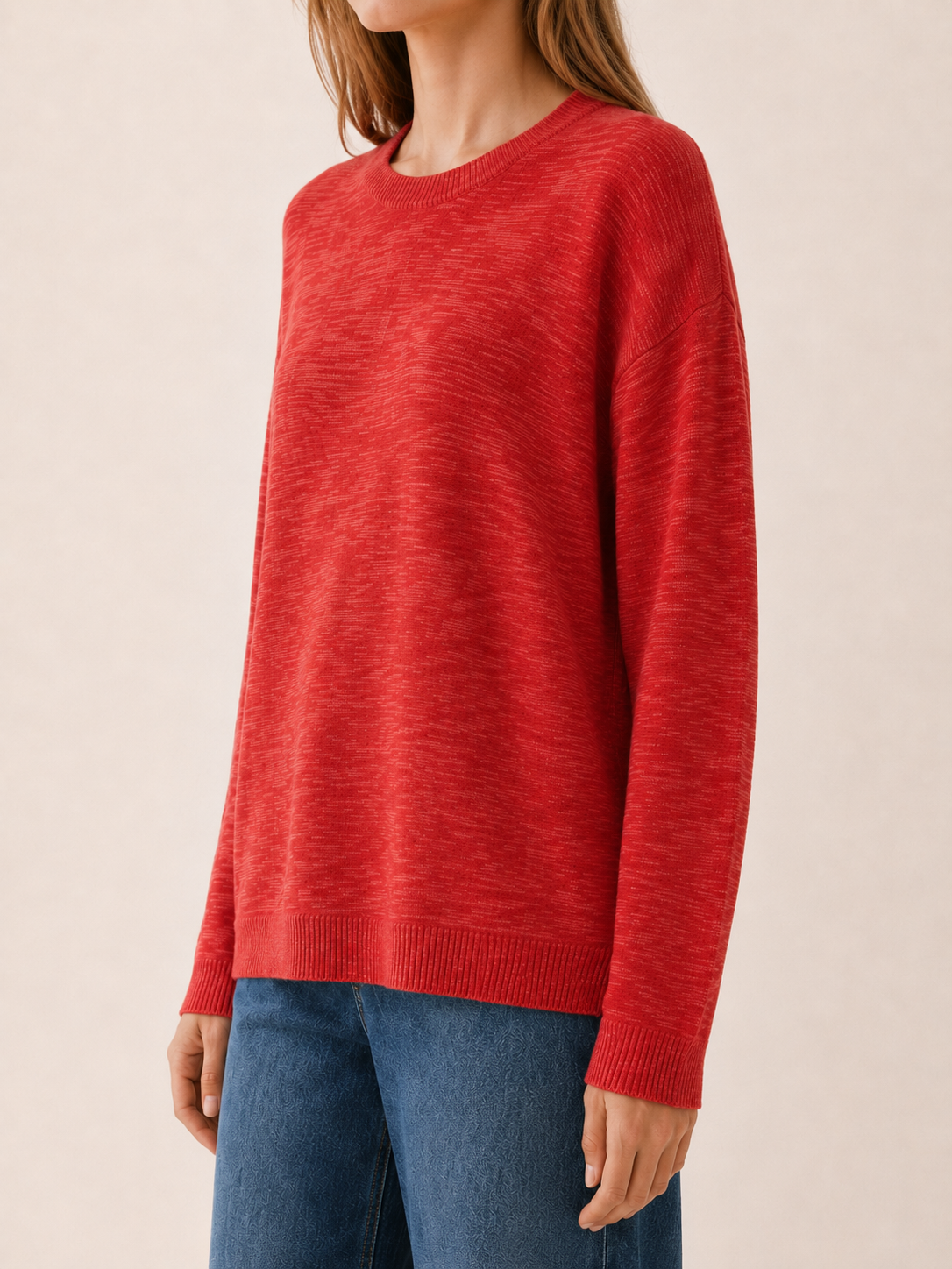 Morgana | Round Neck Sweater with Drop Shoulders and Relaxed Fit