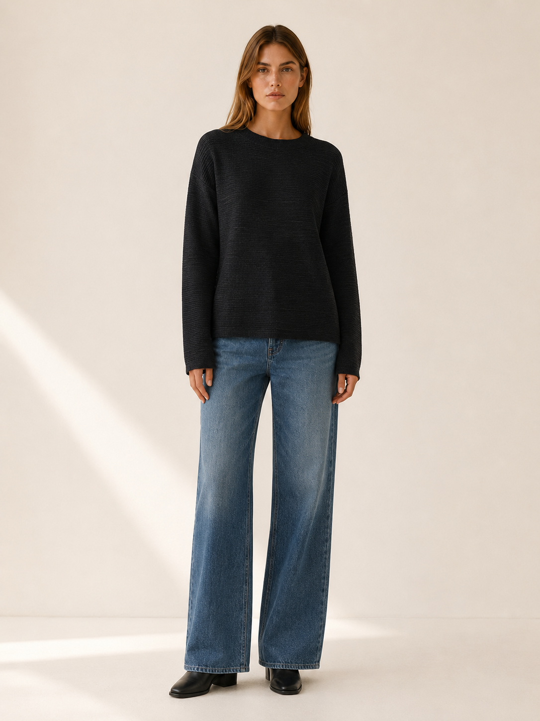 Morgana | Round Neck Sweater with Drop Shoulders and Relaxed Fit