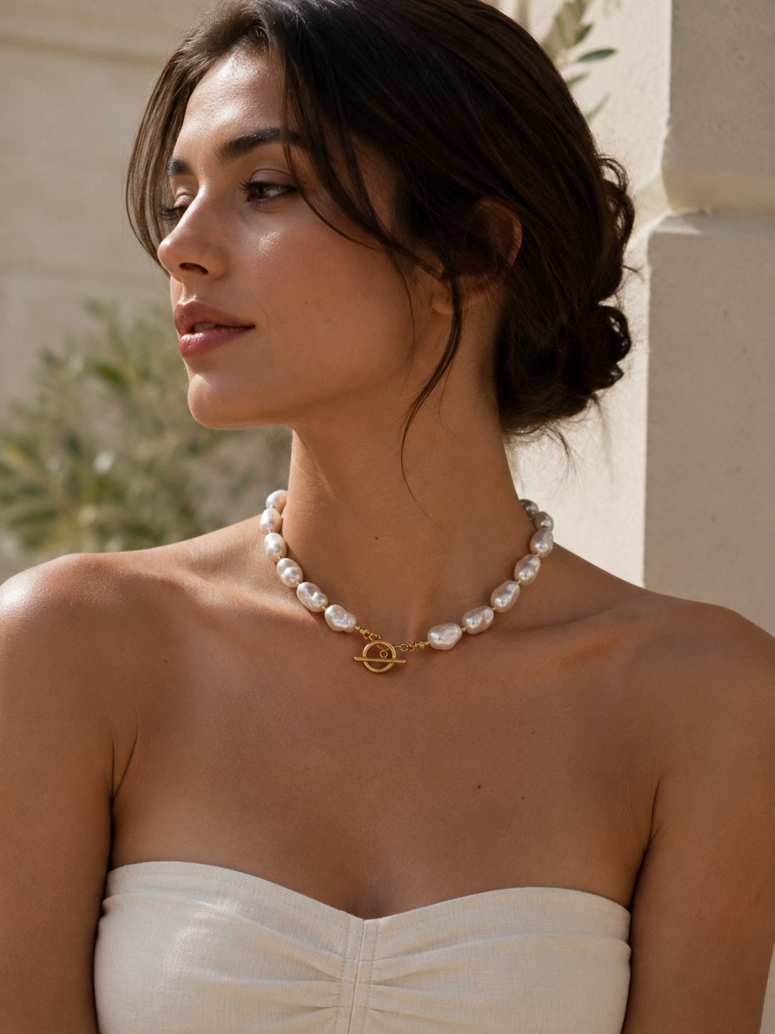 Nellie | Pearl Necklace with Toggle Clasp