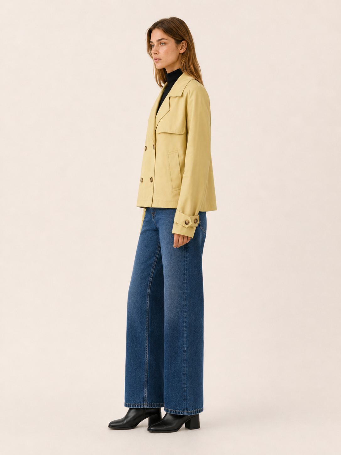 Nerissa | Short Trench Coat with Double-Breasted Front