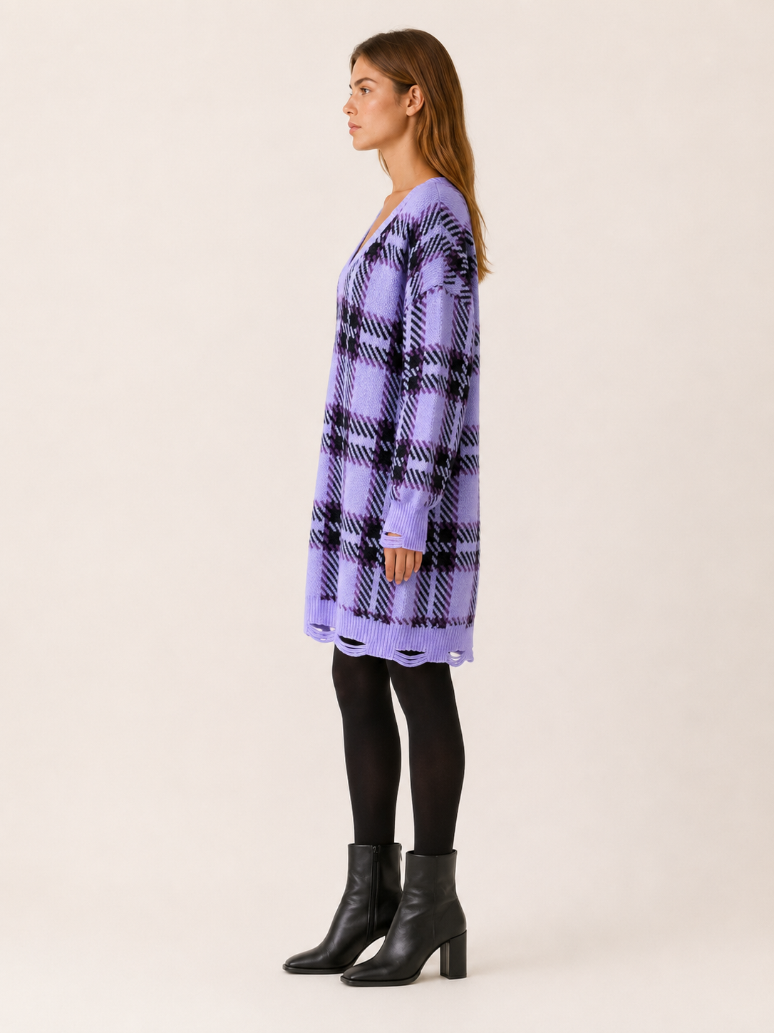 Oryssia | Sweater Dress with Check Pattern and Distressed Hem