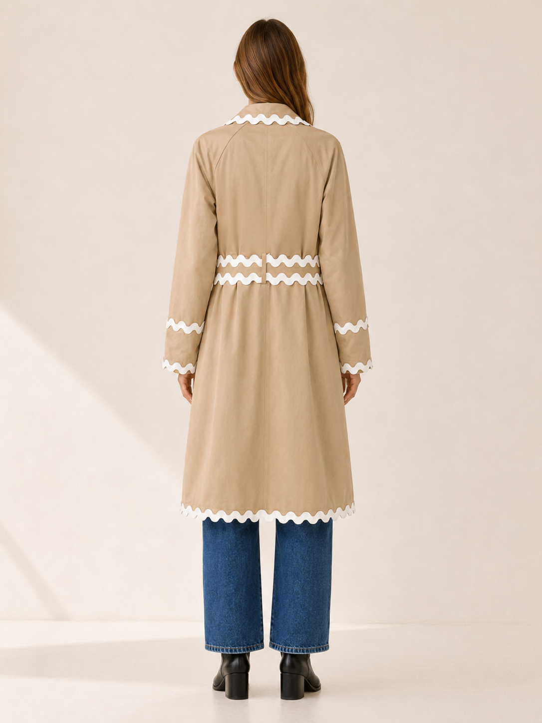Rosalie | Trench Coat with Scalloped Trim and Double-Breasted Front