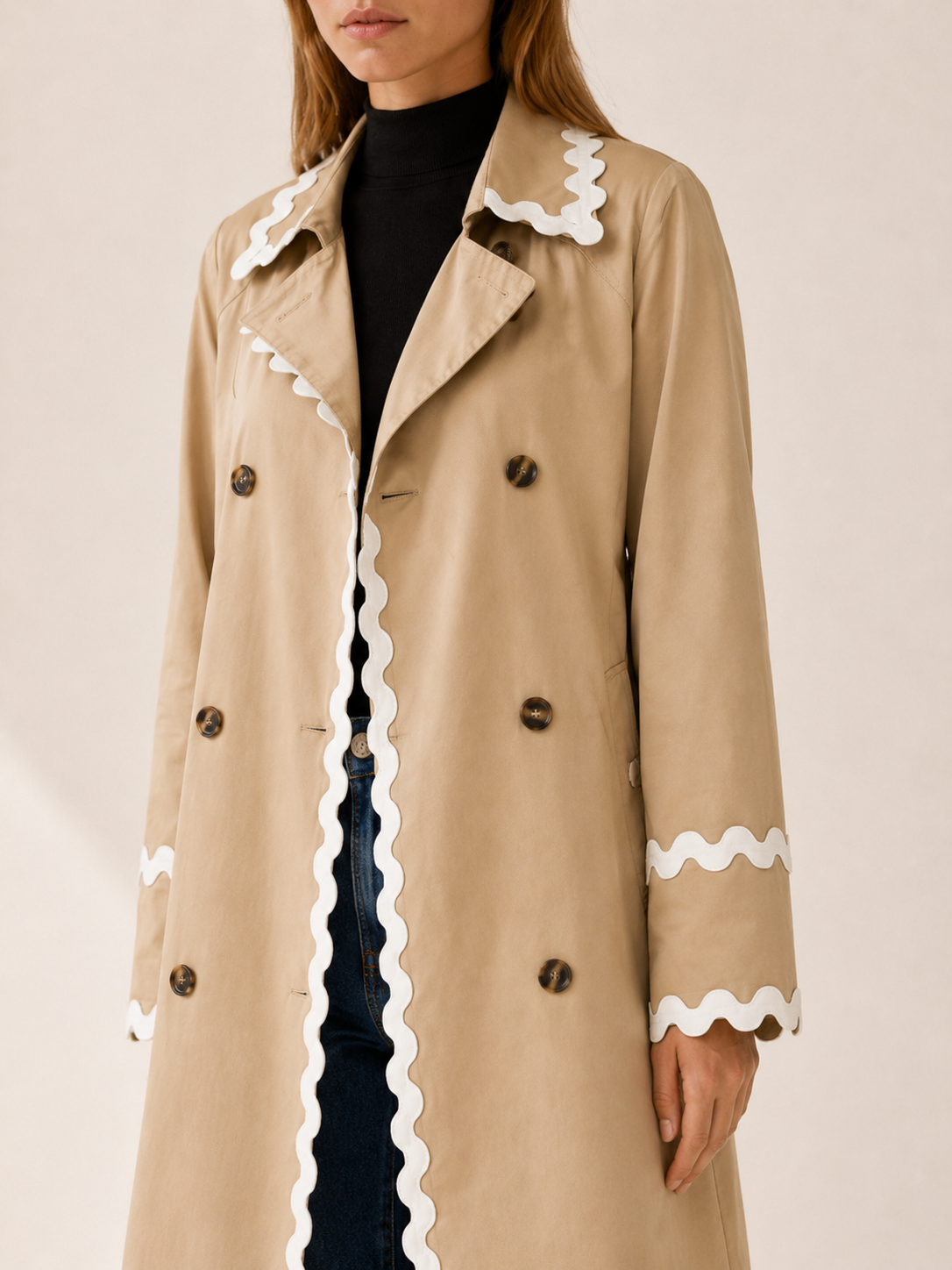 Rosalie | Trench Coat with Scalloped Trim and Double-Breasted Front