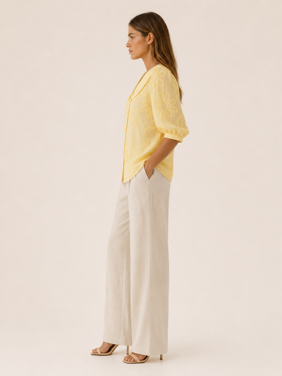 Winsen | Floral Blouse with Peter Pan Collar Button Front